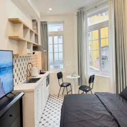 CHO THUÊ CHDV STUDIO 1PN TÁCH BẾP BAN CÔNG 40-50m2 TRUNG TÂM BẾN THANH