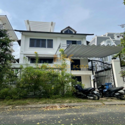 Cho thuê nhà Nguyễn Đình Khơi, P.4, Q.Tân Bình, 8x20m, 1 trệt 2 lầu