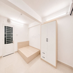 PHÒNG CỬA SỔ TRỜI BÙI ĐÌNH TÚY GẦN CHỢ BÀ CHIỂU