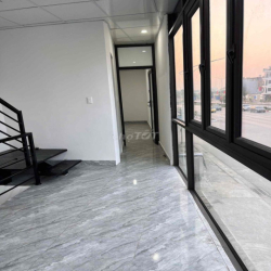 Cho thuê nhà 3 tầng mặt đường Bùi Viện mặt tiền kinh doanh