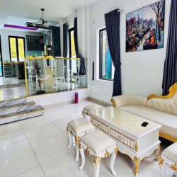 🌹 CHỐT NGAY KẺO LỠ! VILLA SÂN VƯỜN- HỒ BƠI ! NỘI THẤT ĐẸP! GẦN PMH Q7