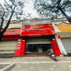 Cho thuê nhà 3 Tầng MẶT PHỐ NGUYỄN KHANG -VỊ TRÍ ĐẮC ĐỊA - KINH DOANH