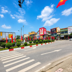 CHO THUÊ SHOPHOUSE 2 TẦNG 2 MẶT TIỀN ĐỐI DIỆN VINCOM KỲ ANH