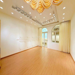 CẦN CHO THUÊ GẤP - 489A Huỳnh Văn Bánh, P.13, PN, DTSD 260m2