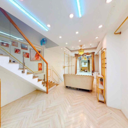CẦN CHO THUÊ GẤP - 489A Huỳnh Văn Bánh, P.13, PN, DTSD 260m2