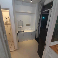 Nhà cho thuê riêng biệt trong toà nhà