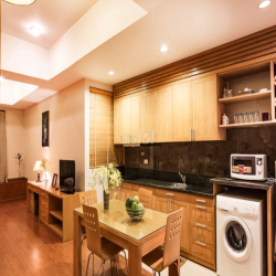 Cho Thuê Căn Hộ Dịch Vụ Studio 70m2 View Hồ Ba Mẫu, Đống Đa, Hà Nội