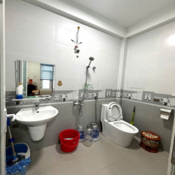 CHO THUÊ NHÀ NGUYÊN CĂN 2 PHÒNG NGỦ ĐƯỜNG NGÔ QUYỀN