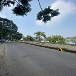 Cho Thuê Căn Hộ Dịch Vụ Studio 70m2 View Hồ Ba Mẫu, Đống Đa, Hà Nội