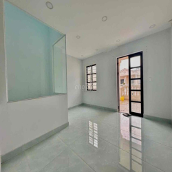 SÀN VĂN PHÒNG KHU CITYLAND CẠNH LOTTE CÓ SÂN THƯỢNG LỚN🔥