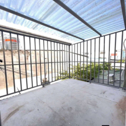 nhà 4 phòng ngủ.gần trạm thu phí Ăn Sương -An Lạc