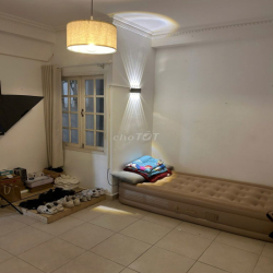 CC cho thuê 1 phòng đẹp như hình ở Hoàng Hoa Thám, Bình Thạnh