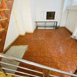 CHO THUÊ NHÀ MẶT TIỀN ĐÔNG ĐÚC-HẬU GIANG-QUẬN 6