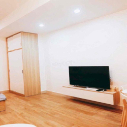 Cho thuê căn hộ Sunrise CityView Q7 Lh :