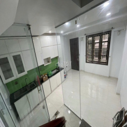 Cho thuê nhà khi Phân Lô Đền Lừ 1 - 30m2 - 6 tầng