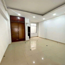 Gần ĐH Văn Lang – Nhà 4 Lầu 8PN – Kinh Doanh, Mua Bán, VP Đều Đẹp