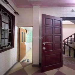 Cho thuê nhà nguyên căn phố Cát linh