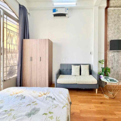 Cho Thuê Studio 35m2 Balcon Giặt Riêng Full NT Ngay Tân Định Quận 1