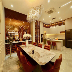 CHO THUÊ SIÊU BIỆT THỰ 02/ Cao Thắng - Ngang 8M Giá *** khu vực