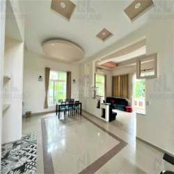 Biệt Thự Sân Vườn Thảo Điền- 5 Phòng to - Khu an ninh