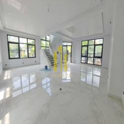 CHO THUÊ VILLA ĐƯỜNG TRẦN NÃO - PHƯỜNG AN PHÚ CĂN GÓC GIÁ 80 TRIỆU