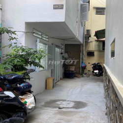 Tìm NAM ở ghép Nguyễn Đình Chiểu rộng rãi full NT, giá oke, vào ở ngay