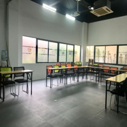 Cho thuê vp nguyễn ngọc nại,dtsd 100m2 - 150m2, giá từ 17tr- 30tr/th