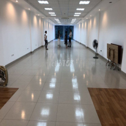 Cho thuê vp nguyễn ngọc nại,dtsd 100m2 - 150m2, giá từ 17tr- 30tr/th