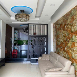 NHÀ 1 TRỆT 2 LẦU 3PN FULL NỘI THẤT GIÁ TỐT