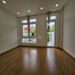 CHO THUÊ NGUYÊN CĂN CITYLAND 100m2 4 LẦU CHỈ 35TR