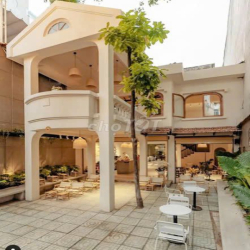 CHO THUÊ BIỆT THỰ SÂN VƯỜN HOÀNG VĂN THỤ QPN, DT 8x30M, 2 LẦU, 90TRIỆU
