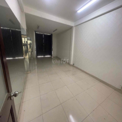 Cho Thuê Nhà Nguyên Căn Đường Hoa Lan - Phú Nhuận