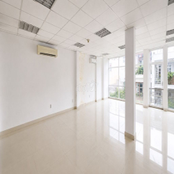 CHO THUÊ TÒA NHÀ – CHU VĂN AN-  BÌNH THẠNH - FULL MÁY LẠNH – GIÁ TỐT