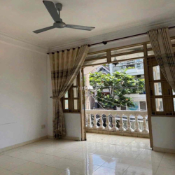 CHO THUÊ NHÀ MẶT TIỀN LÊ LÂM [4m x 18m] 2 LẦU [ 6PN - 3WC] Nhà mới