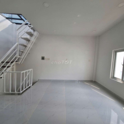 ❣️❣️ cho thuê nhà nguyên căn mới xây hẻm ba gác nguyễn trãi p2q5
_ d