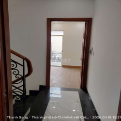 Nhà Mới 1 Trệt 3 Lầu 6x10m 4 Phòng 5 WC hẻm đường 33 Lê Văn Thịnh