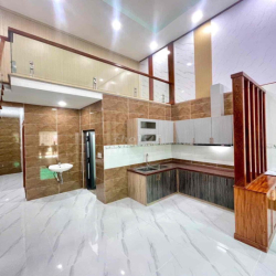 Nhà 2pn sẵn 2 máy lạnh Đậu Oto Trước Nhà Mới 99%