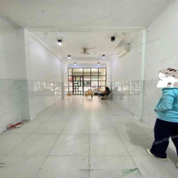 Cho Thuê Nhà Mặt Tiền _ Cách Mạng Tháng 8 _ Tân Bình , 4x16 KD Ngay