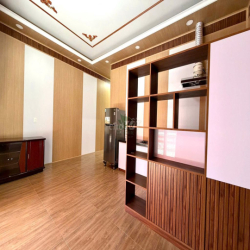 CHO THUÊ CĂN HỘ 1 PHÒNG NGỦ FULL NỘI THẤT CÓ CỬA SỔ ĐƯỜNG HÙNG VƯƠNG