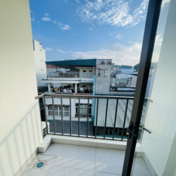 Cho thuê căn hộ cao cấp ở Ngọc Thụy, 80m2, 2N 1K 2WC, full đồ, giá 9tr