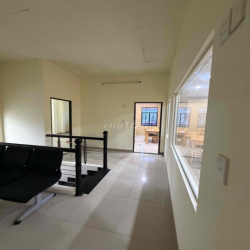 Cho Thuê Mặt Tiền Trần Cao Vân. ngang 10m nhà mới