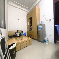 Cho thuê phòng ngõ 74 Yên Hòa 2tr/tháng, gần trường ở ngay