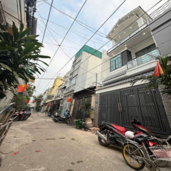 nhà 1 trệt 2 lầu apd01 ngay chợ vườn lài