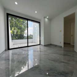 ✅✅Cho thuê villa 650m2 ngay trung tâm quận 9