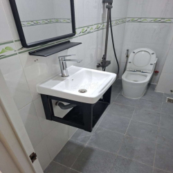 nhà 1 trệt 2 lầu apd01 ngay chợ vườn lài