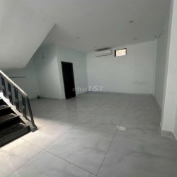 Cần cho thuê nhà MT 134A Trần Văn Quang P.10 Q.Tân Bình