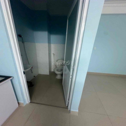 Cần tiền sử lý công việc sang lại nhà đang full khách giá