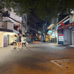 Phòng 30m2 Full Nội Thất(giáp đh Hutech) 441/ Điện Biên Phủ thông 69D2