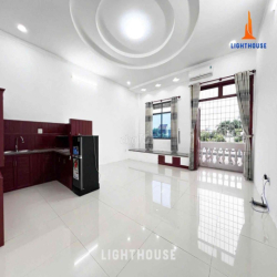 🤩2PN rộng 50m2 ngay ĐH NGUYỄN TẤT THÀNH - NGUYỄN OANH - NGÃ 4 ga