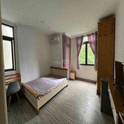Cho thuê phòng ban công 4,5 Tr ngay Đặng Văn Sâm